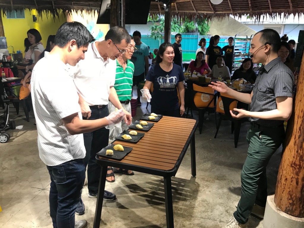 Are they able to guess the durian?